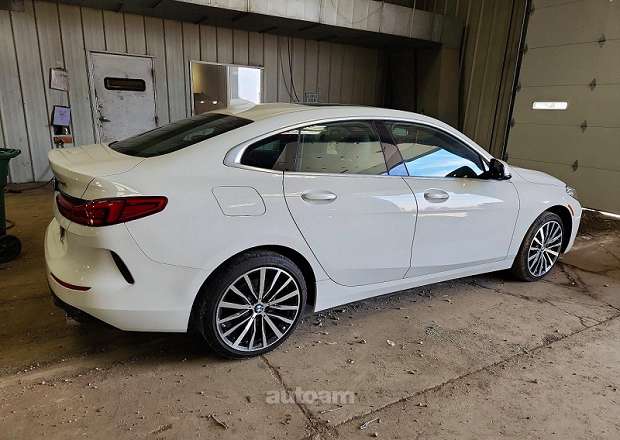 BMW 228