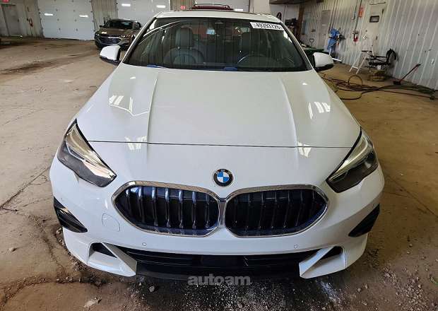 BMW 228