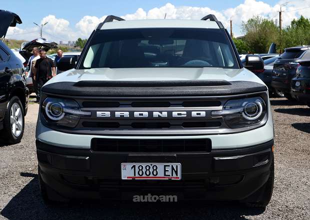 Ford Bronco 2022 — photo 1