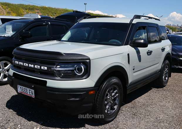 Ford Bronco 2022 — photo 3