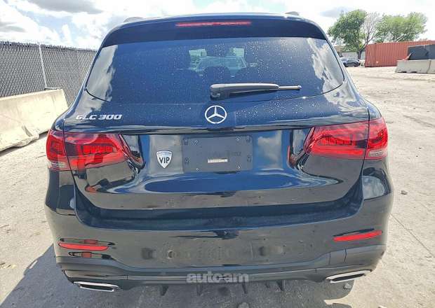 Mercedes-Benz GLC 300