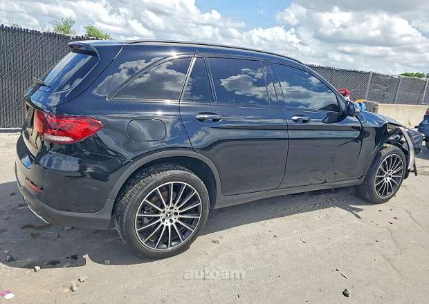Mercedes-Benz GLC 300