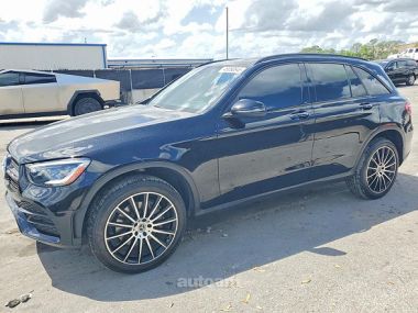 Mercedes-Benz GLC 300  2021 