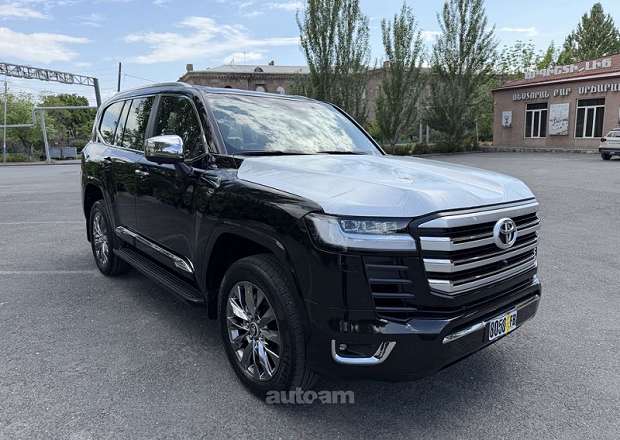 Toyota Land Cruiser 300