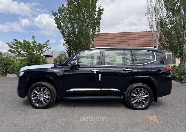 Toyota Land Cruiser 300
