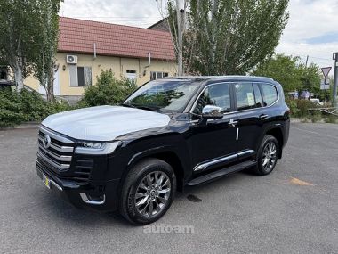 Toyota Land Cruiser 300  2025 