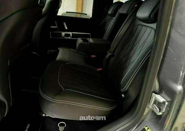 Mercedes-Benz G 500