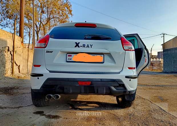 VAZ (Lada) XRAY 2016 — photo 2