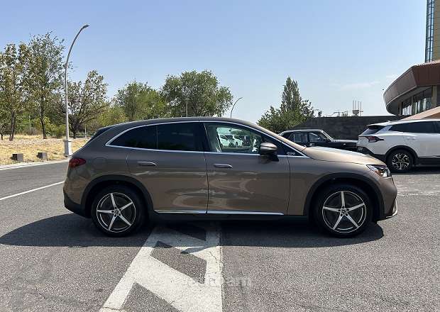 Mercedes-Benz EQE SUV 2024 — լուսանկար 14