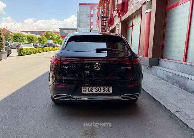 Mercedes-Benz EQE SUV
