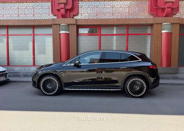Mercedes-Benz EQE SUV