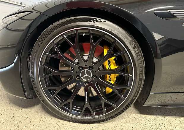 Mercedes-Benz SL 63 AMG