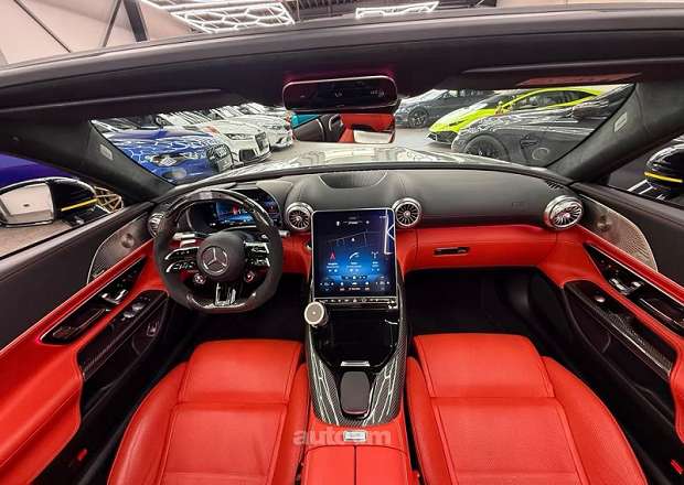 Mercedes-Benz SL 63 AMG