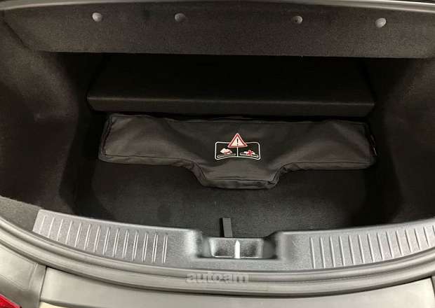 Mercedes-Benz SL 63 AMG