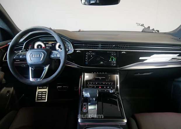 Audi RSQ8