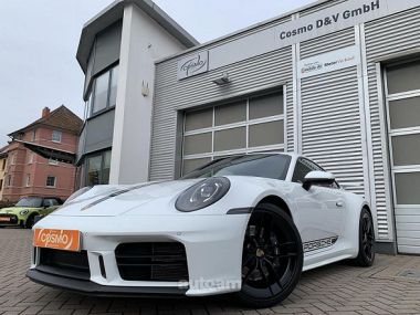 Porsche 911  2024 