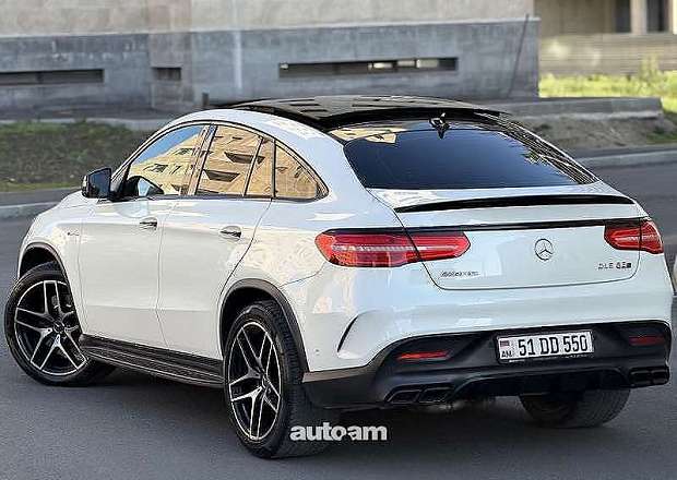 Mercedes-Benz GLE 400