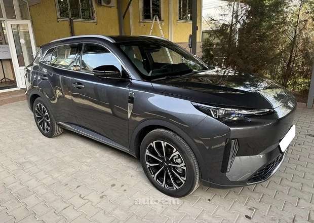 Changan Nevo Q05