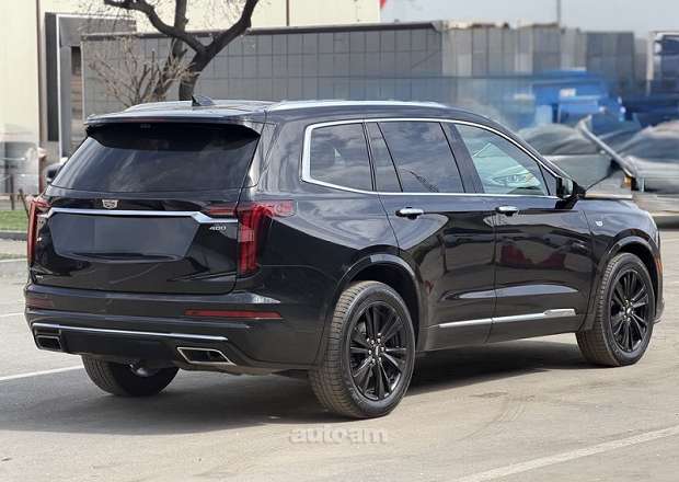 Cadillac XT6