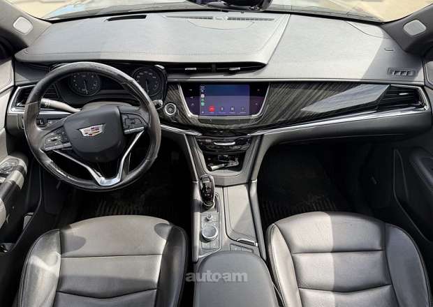 Cadillac XT6