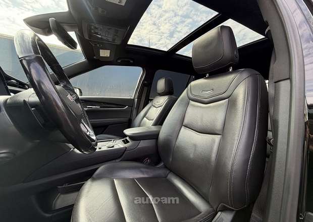 Cadillac XT6