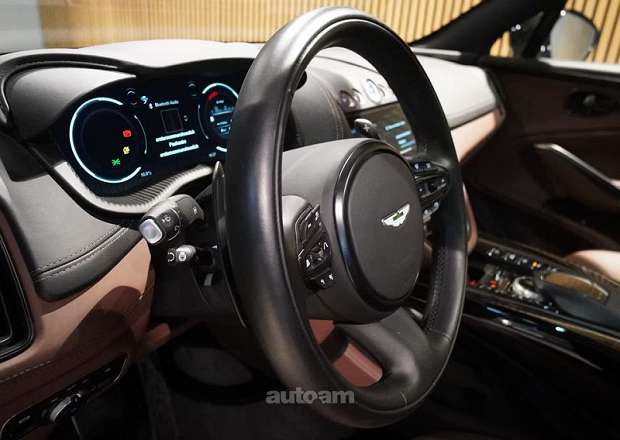 Aston Martin DBX
