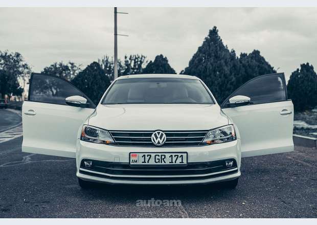 Volkswagen Jetta 2017 — լուսանկար 1