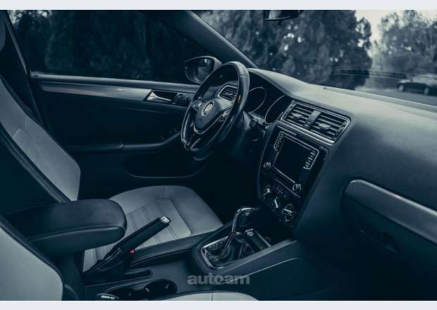 Volkswagen Jetta 2017 — լուսանկար 6