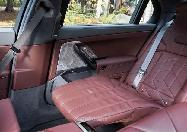 BMW 760