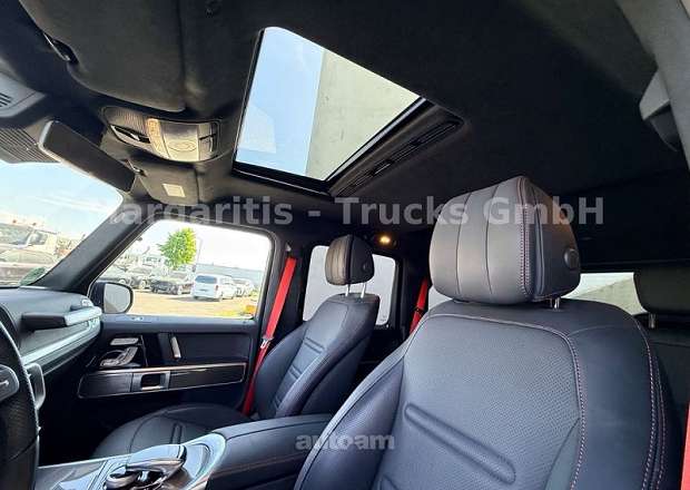 Mercedes-Benz G 500
