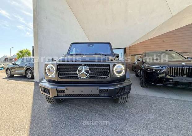 Mercedes-Benz G 500