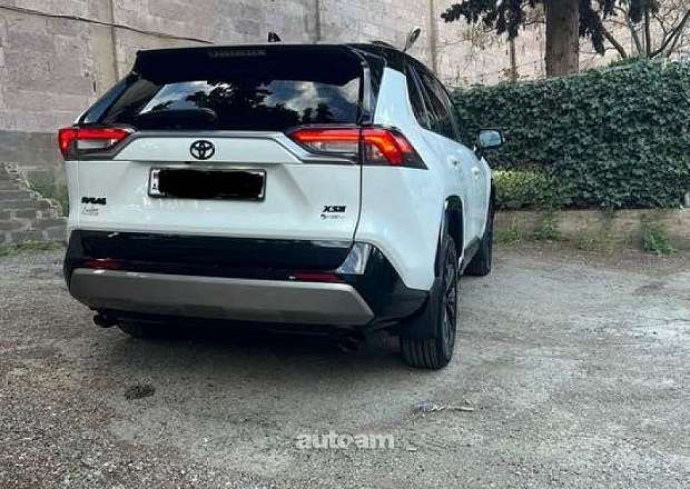 Toyota Rav 4