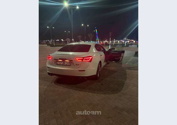 Maserati Ghibli 2015 — photo 2