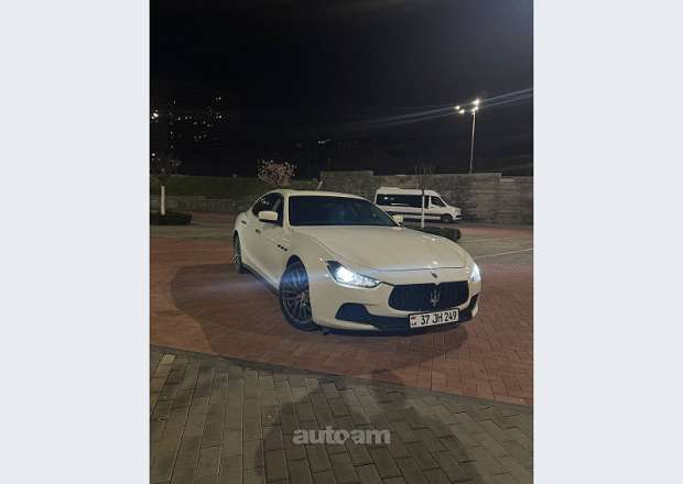 Maserati Ghibli 2015 — photo 1