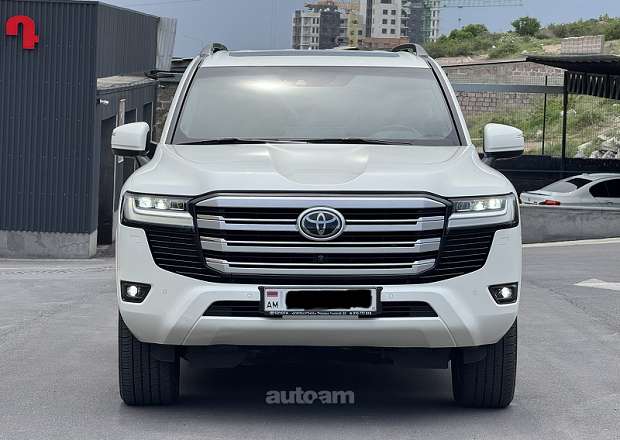 Toyota Land Cruiser 300