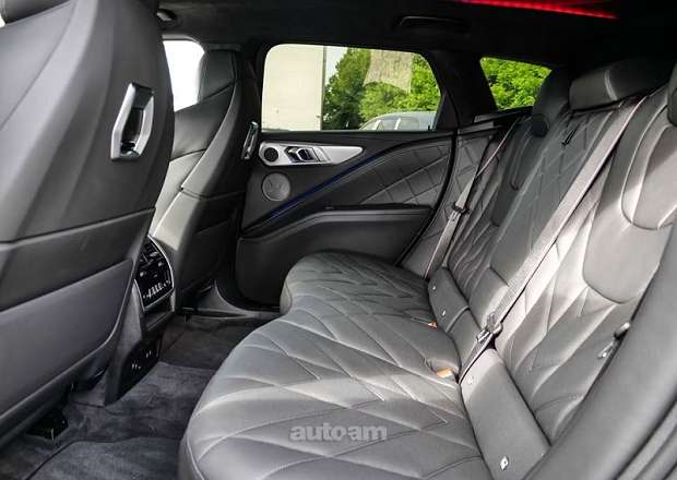 BMW XM