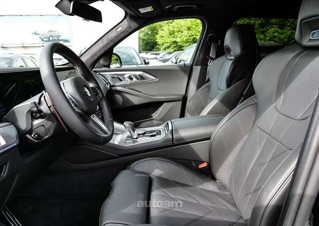 BMW XM