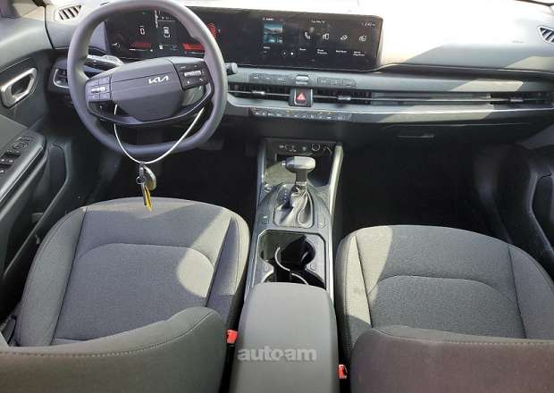 Kia K4