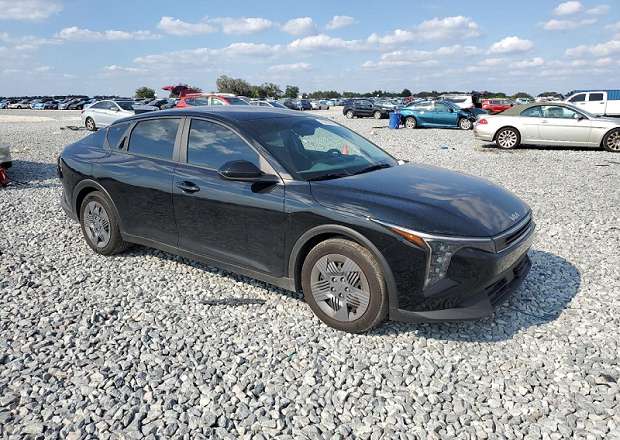 Kia K4