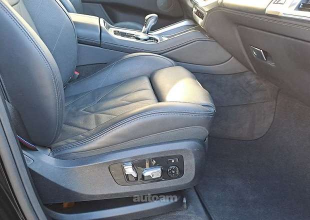 BMW XM