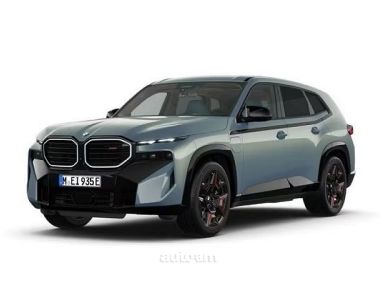BMW XM  2025 