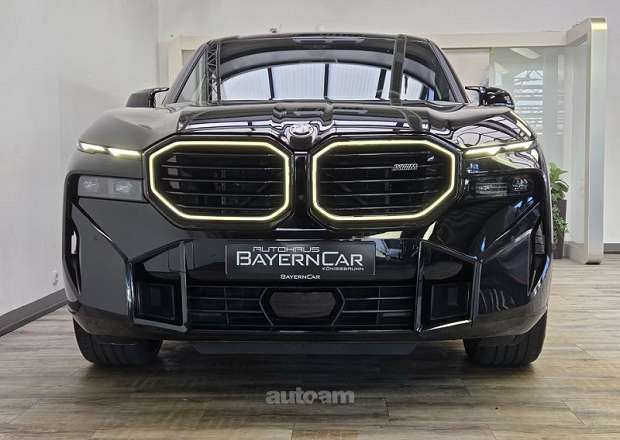 BMW XM