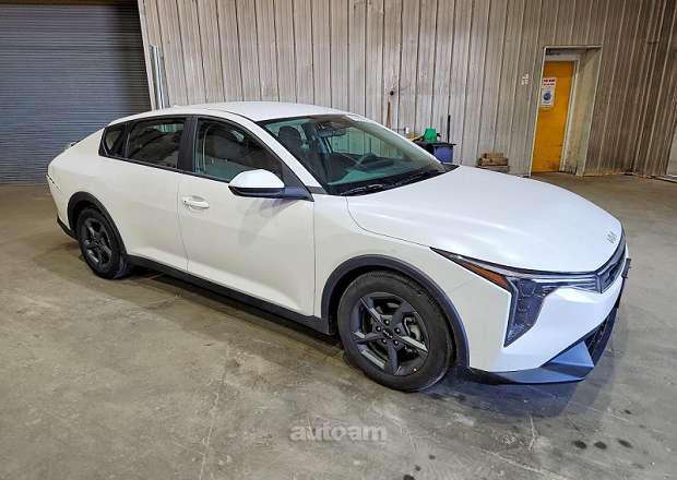 Kia K4