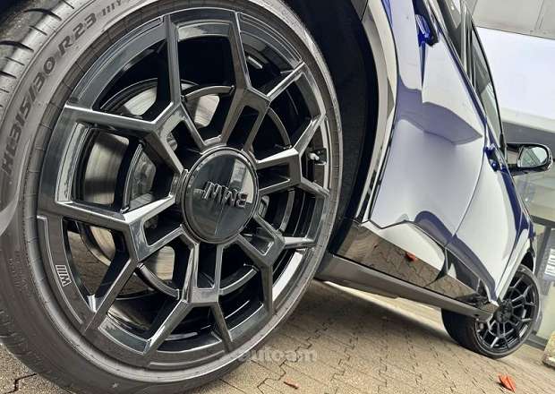 BMW XM