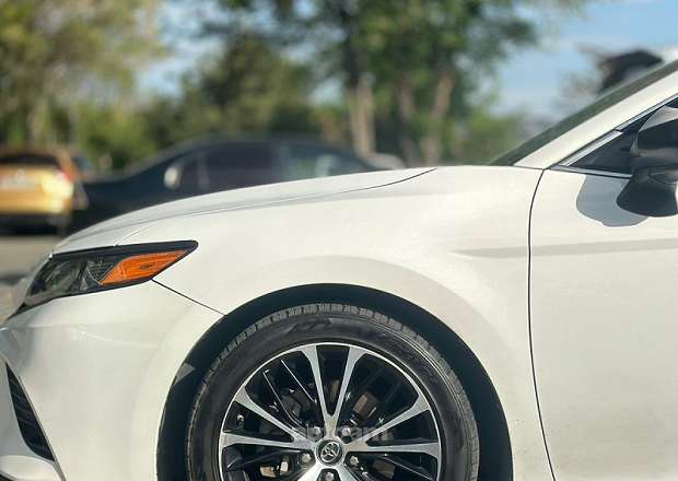 Toyota Camry 2018 — լուսանկար 5
