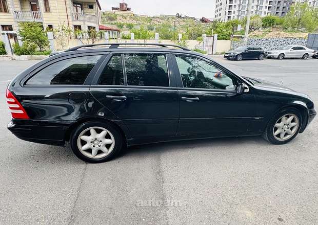 Mercedes-Benz C 180