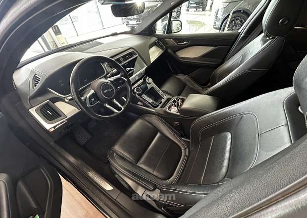 Jaguar I-Pace