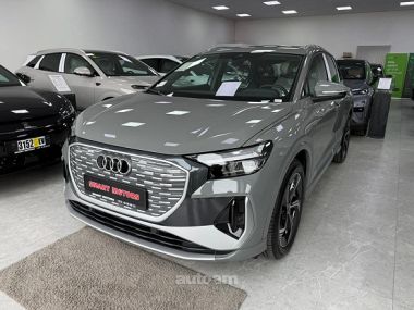 Audi Q4 e-tron  2025 