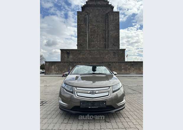 Chevrolet Volt 2014 — լուսանկար 1