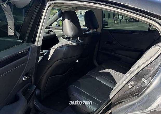 Lexus ES 300